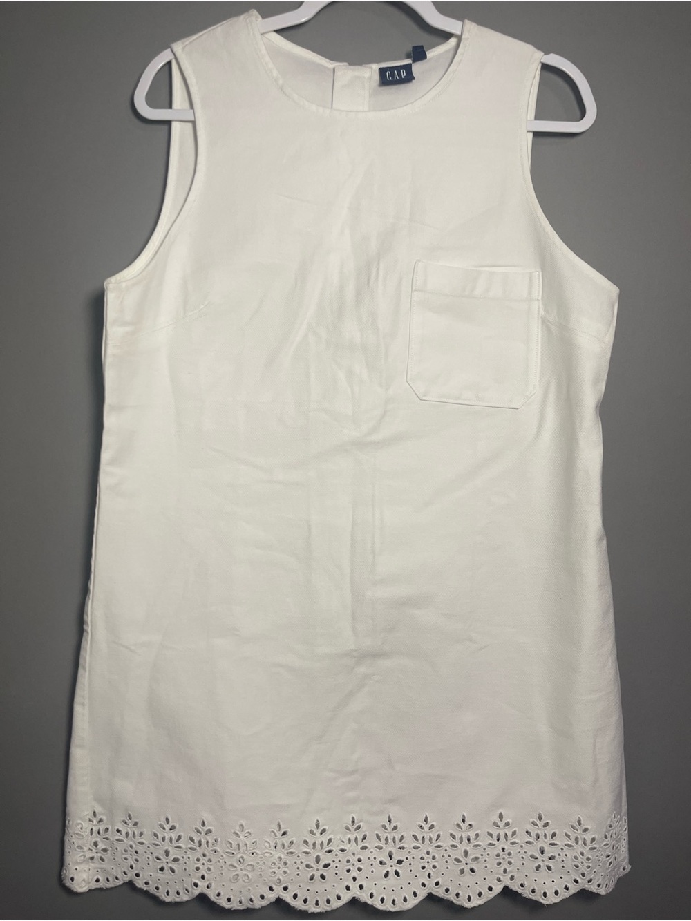 NWT GAP White Eyelet Hem Shift Dress Sleeveless Large Petite LP